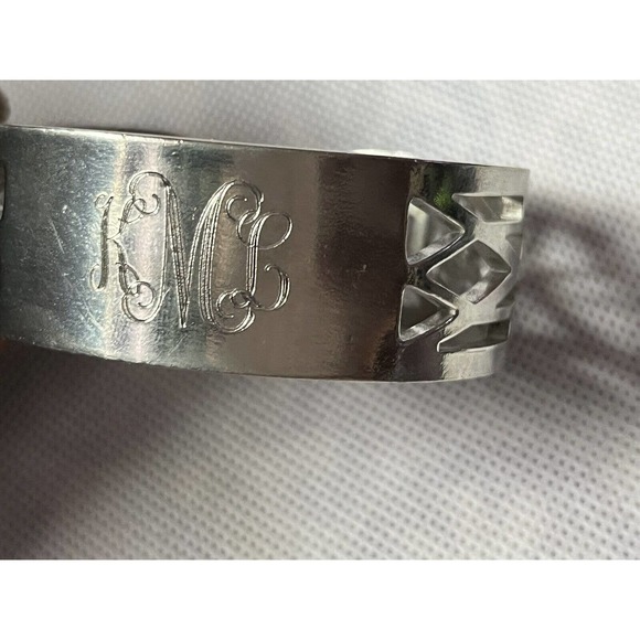 SALISBURY FINE METAL ARTISANS Monogram "KML" PEWTER CUFF BRACELET - Picture 13 of 15
